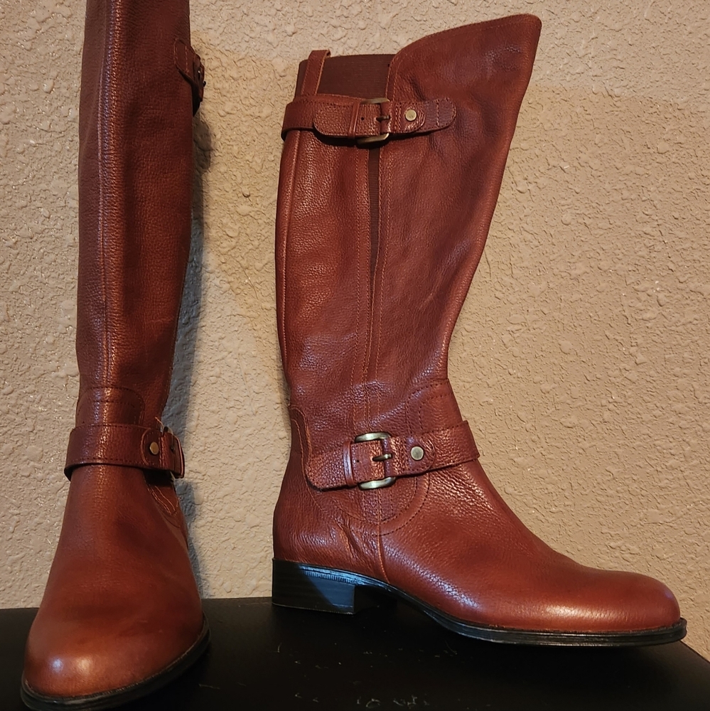 New Naturalizer N5 Comfort boots size 6m brown